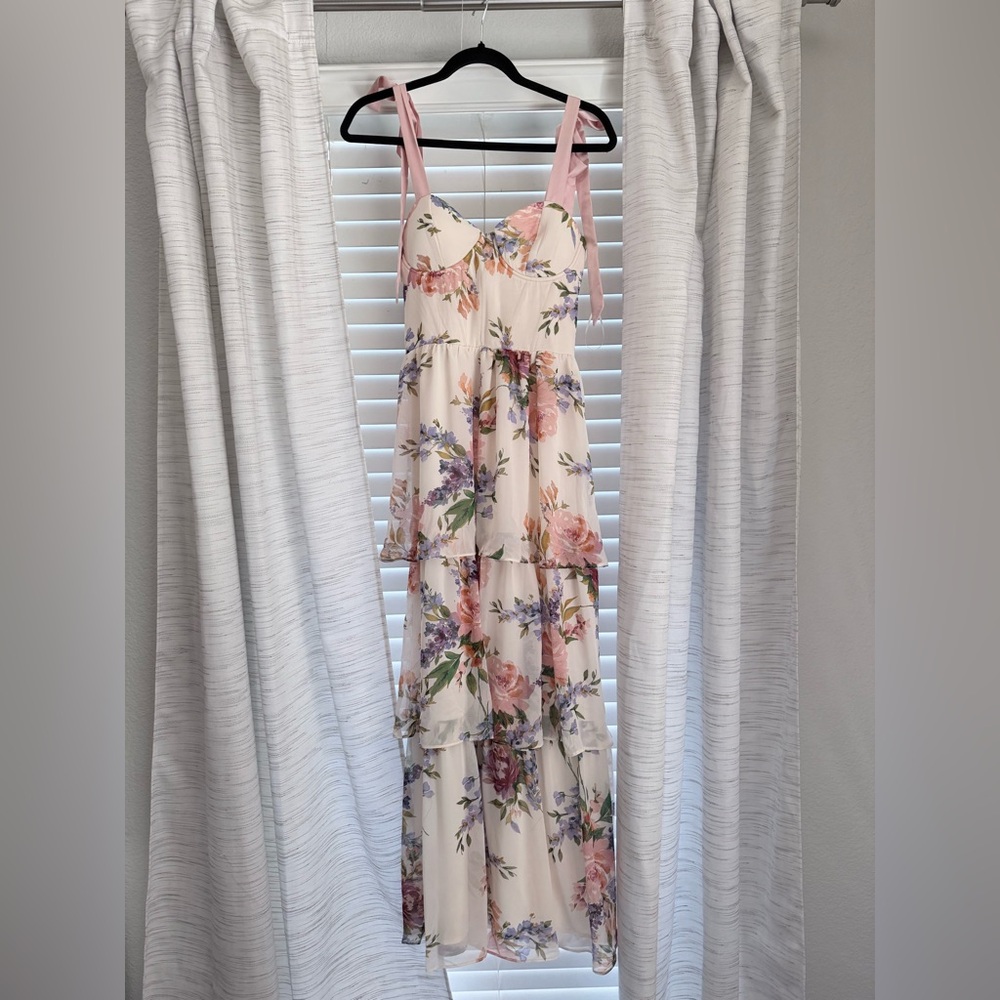Blush Horizon Tiered Bustier Maxi Dress medium neutral floral - Picture 6 of 12